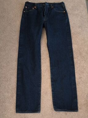 Levi's 501 Classic Men's Dark Navy Straight Jeans. 36/38 Button Fly